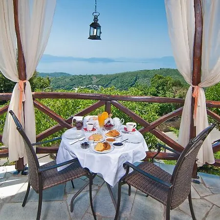 Pensión Iliovolo 4*